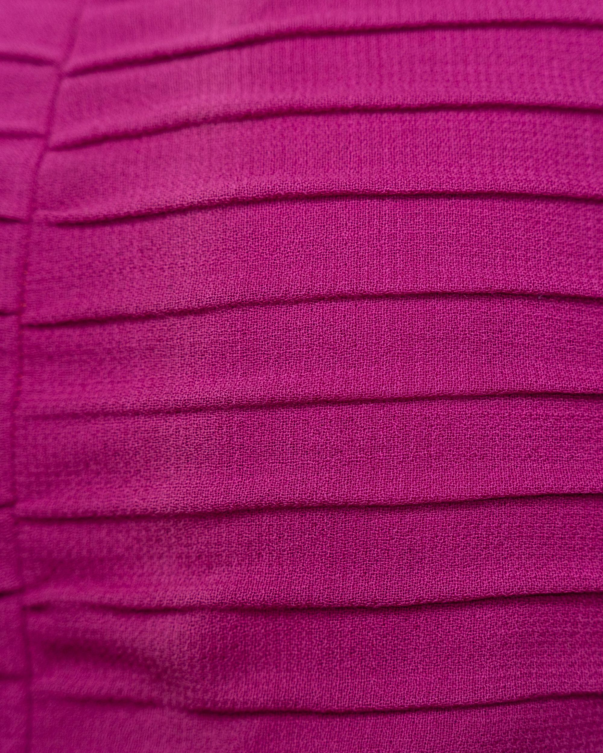 Gianni Versace Couture Gonna donna – Tubino fucsia con lavorazione a fasce - foto 3