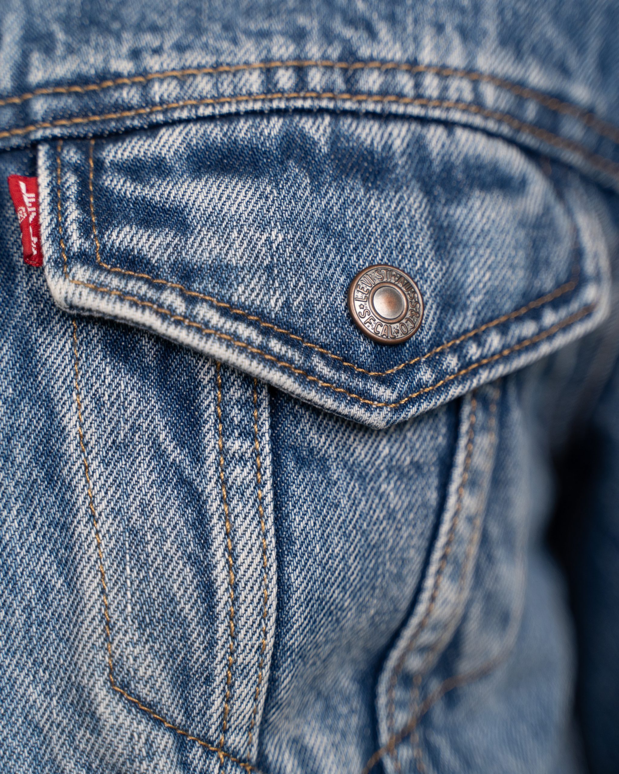 Giacca Levi’s Sherpa Trucker Da Uomo In Denim 3 Giacca Levi’s Sherpa Trucker Da Uomo In Denim - Foto 3