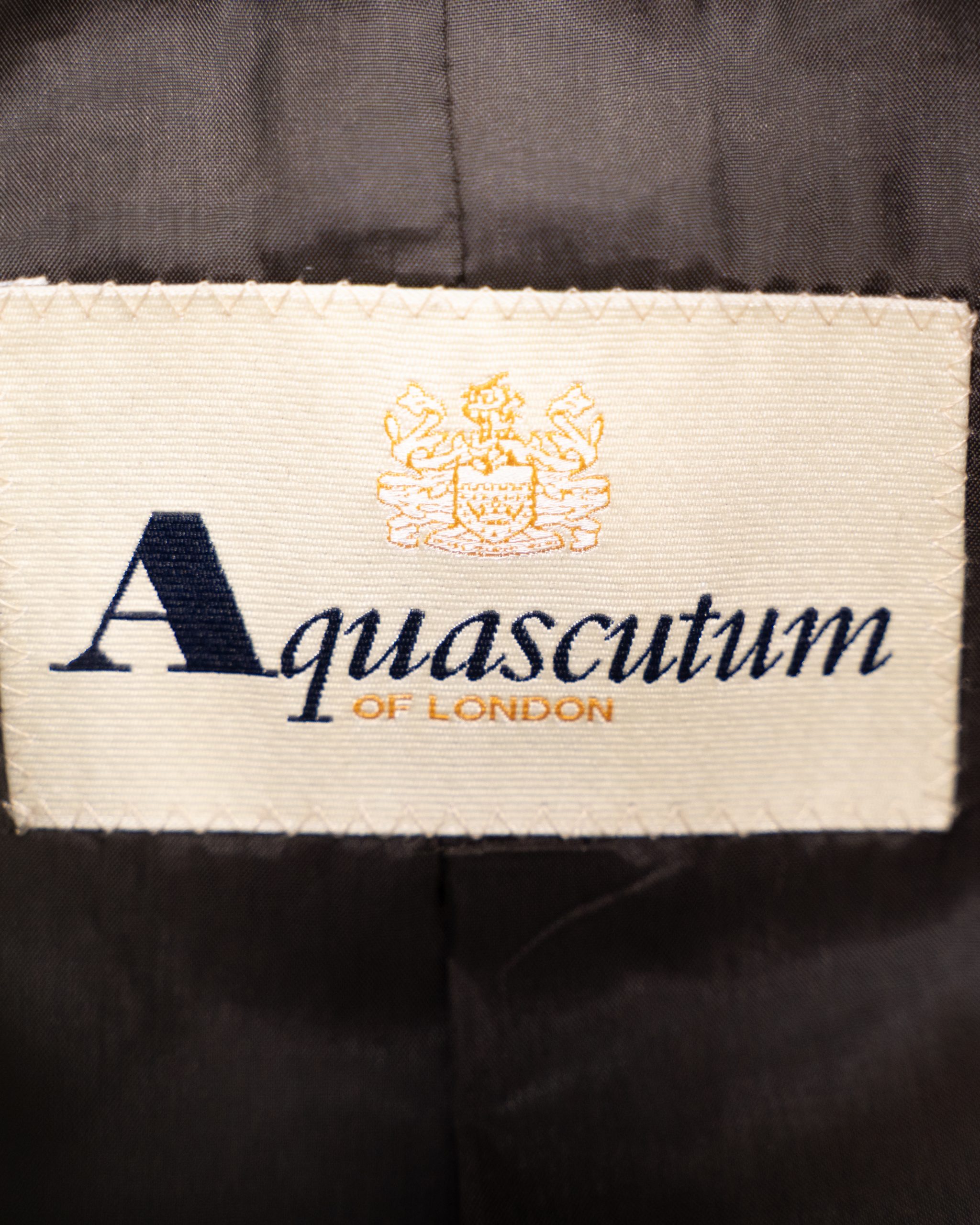Aquascutum Giacca Donna – Blazer Da Equitazione In Lana Grigio Con Profili In Velluto 4 Aquascutum Giacca Donna – Blazer Da Equitazione In Lana Grigio Con Profili In Velluto - Foto 4