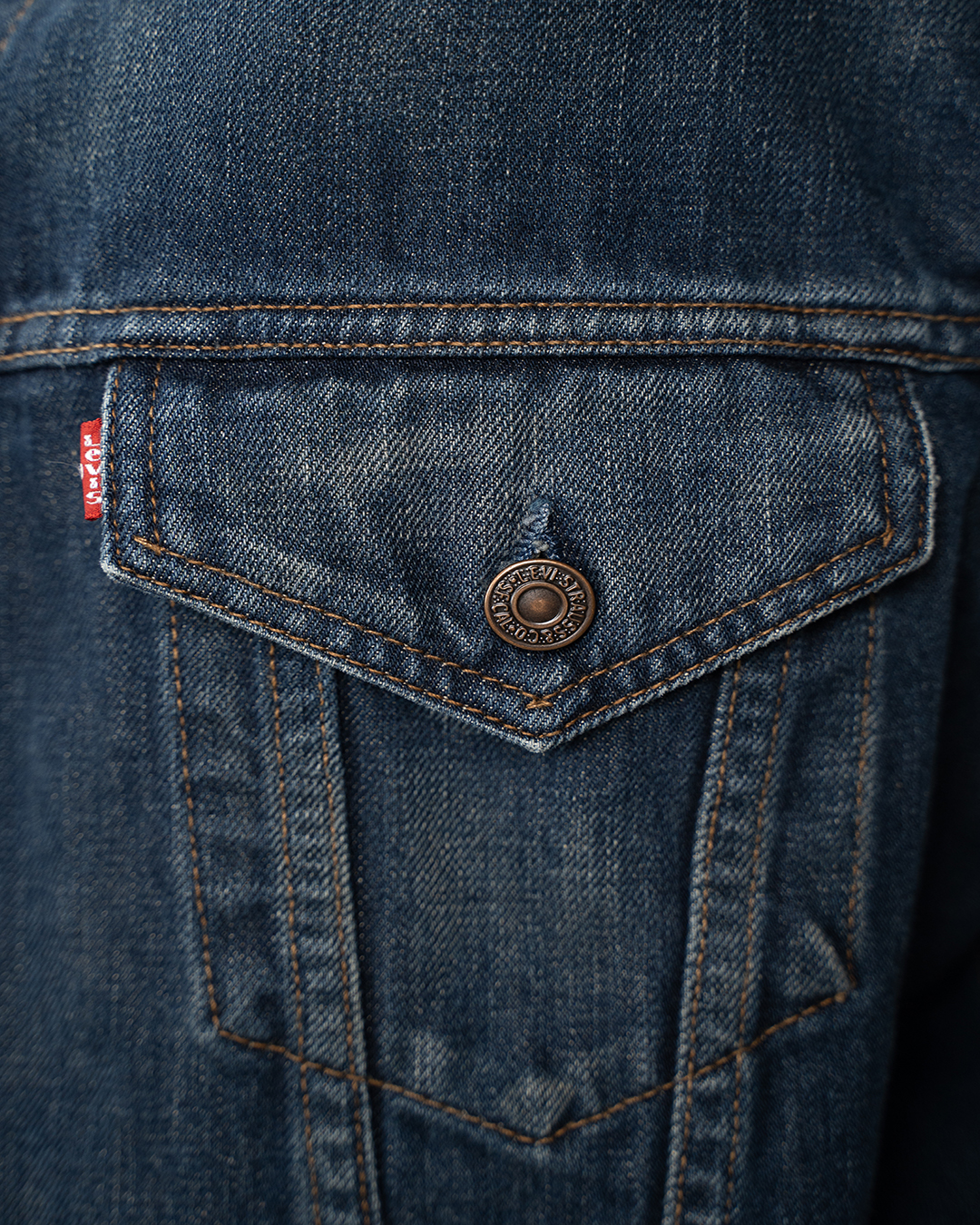 Giubbotto Di Jeans Levi'S Unisex Trucker Blu Lavaggio Medio Scuro Vintage Anni 2000 4 Giubbotto Di Jeans Levi'S Unisex Trucker Blu Lavaggio Medio Scuro Vintage Anni 2000 - Foto 4